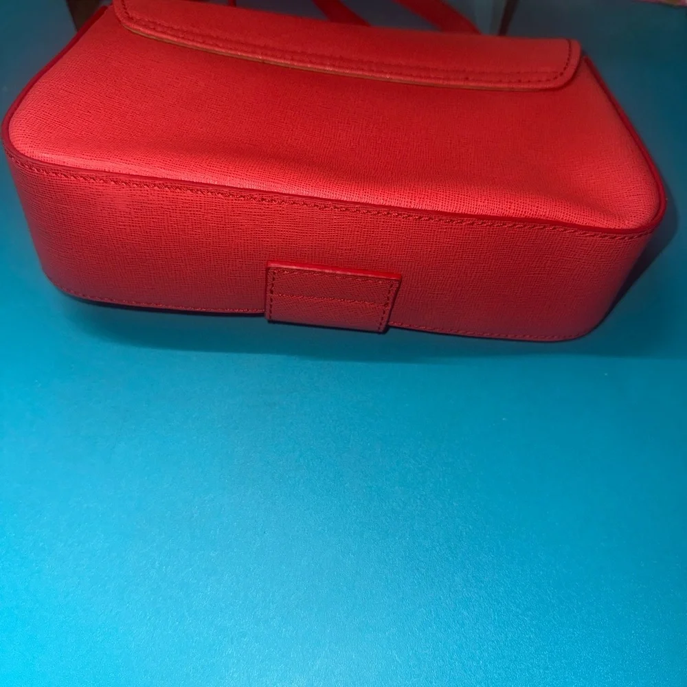 Fendi Red Crossbody Bag with Gold Accent - Picture 7 of 16